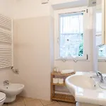 아파트 La Casa Di Gio