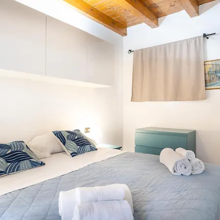 公寓 La Casa Di Gio 莱科